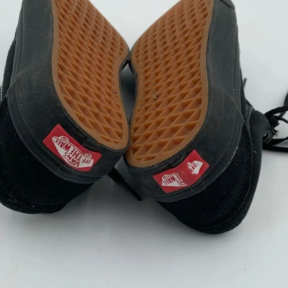 Vans Classic All-Black Low-Top Sneakers | Men’s Size 5 | Skate & Casual Shoes
